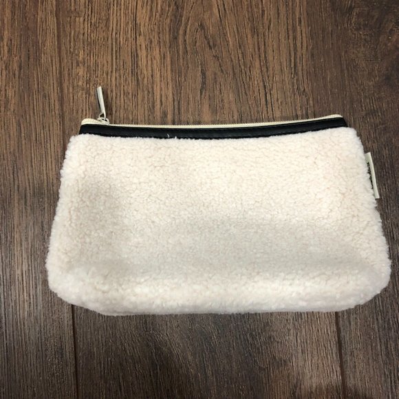 Neiman Marcus White Sherpa Shearling Tote Bag Faux Fur w/ Matching Small Bag - Picture 3 of 14